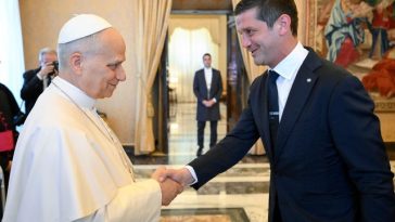 Campioana Inter la Vatican: Cristian Chivu şi jucătorii săi au fost primiţi de Papa Leon. “În timp ce vă felicit, vă invit să reflectaţi asupra experienţei trăite”