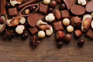 Prăbuşirea preţului la cacao aduce revenirea pe piaţă a ciocolatei autentice