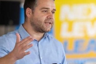 Ciucu: Dacă majoritatea PSD-AUR dărâmă guvernul trebuie să îşi asume guvernarea / PSD nu mai are ce să ne ofere, se duce în jos şi ne trage şi pe toţi după el / Nu mai acceptăm să fim bătaia de joc a PSD