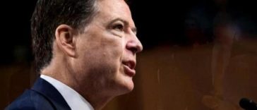 Fostul director al FBI, James Comey, s-a prezentat în faţa justiţiei după ce a fost pus din nou sub acuzare