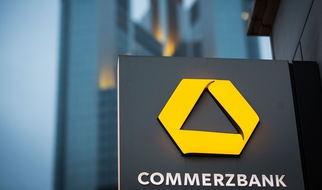 Şefa Commerzbank promite să apere acţionarii în lupta pentru preluare cu UniCredit