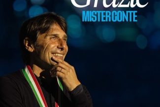 Napoli a oficializat despărţirea de antrenorul Antonio Conte