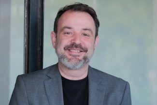 INTERVIU – Vlad Drăgulescu, preşedinte Festivalul Shakespeare: „În 2026, ne dorim ca publicul să simtă că festivalul nu se întâmplă undeva, departe de el, ci chiar în jurul lui”