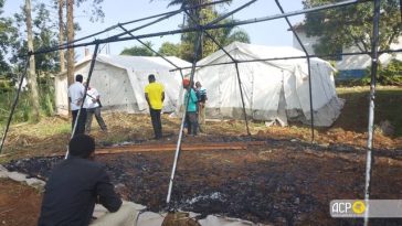Un al doilea centru de tratament pentru Ebola a fost incendiat în estul Republicii Democrate Congo, iar 18 pacienţi suspectaţi de infectare cu virusul au fugit
