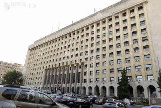 Incident la Palatul CFR: Șapte persoane se aflau în liftul care a căzut în gol; cinci – transportate la spital