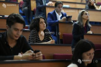 Numărul studenților s-a dublat la nivel mondial în ultimii 25 de ani (UNESCO)