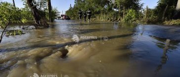 INHGA: Cod galben de inundații în nouă bazine hidrografice, până marți după-amiaza