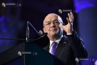 Emil Boc face apel pentru reducerea prețului energiei electrice