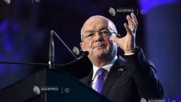 Emil Boc face apel pentru reducerea prețului energiei electrice