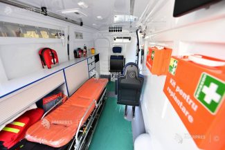 Verificări la Serviciul de Ambulanță Județean Bacău în cazul elevului decedat la școală