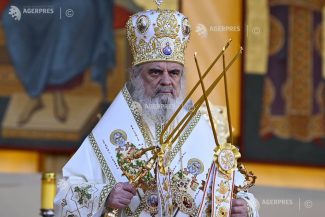 Patriarhul Daniel transmite un mesaj de binecuvântare și încurajare pentru elevii aflați în perioada examenelor