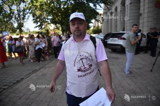 Nemulțumiți de proiectul legii salarizării, grefierii suspendă parțial activitatea în instanțe și parchete în perioada 2-5 iunie