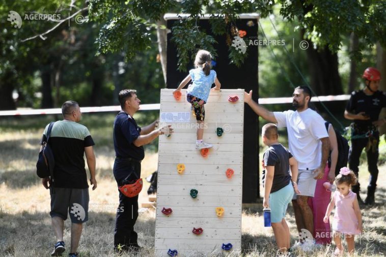 Sondaj Salvați Copiii: Un copil din trei își dorește mai mult timp cu familia