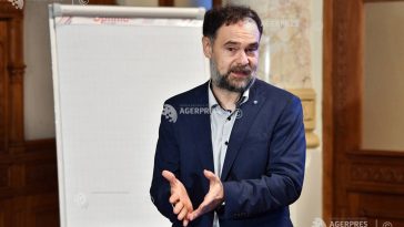 Codirlașu (CFA România): Economia României trece prin combinația cea mai nefericită – recesiune cu inflație ridicată