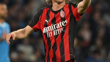 Fotbal: Luka Modric a revenit la centrul de antrenament al lui AC Milan (presă)
