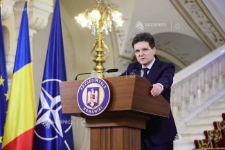 VIDEO Nicușor Dan: Cristian Chivu e o persoană pe care o apreciez cu mult înainte de a fi antrenor de succes