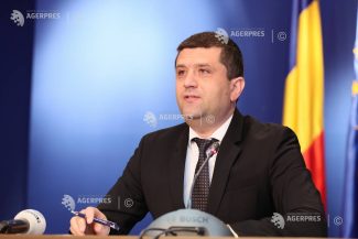 VIDEO Miruță: Am găsit în curtea Ministerului Transporturilor 21 de trenuri noi-nouțe,care zac de luni bune spre a fi decolorate de soare