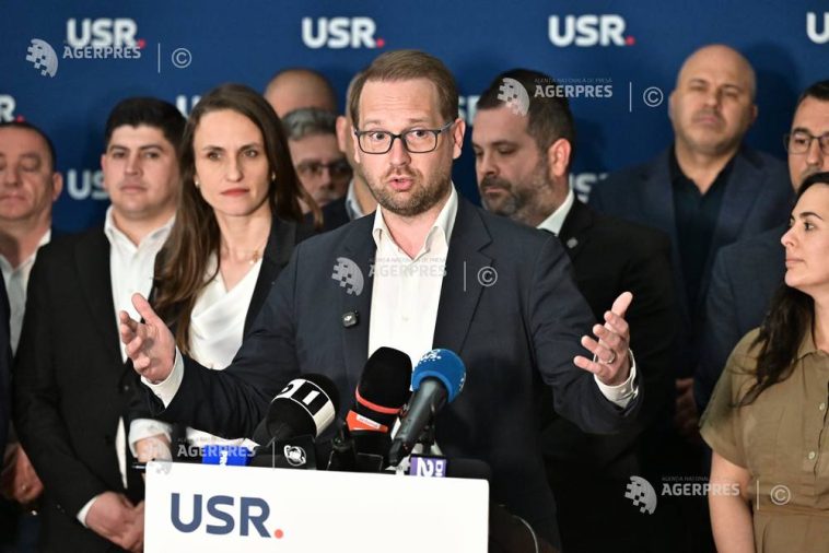 Fritz: Parlamentarii USR vor fi prezenți în sală, dar nu vor vota la moțiunea de cenzură