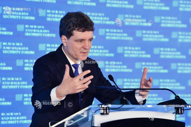 UPDATE Nicușor Dan: Cu cât Europa este mai puternică, cu atât NATO este mai puternică