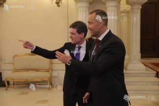 VIDEO Secretarul general al NATO a ajuns la București; a fost întâmpinat la Cotroceni de președinții României și Poloniei