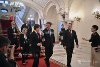 VIDEO Summit B9/ Liderii delegațiilor primiți, la Palatul Cotroceni, de președinții României și Poloniei