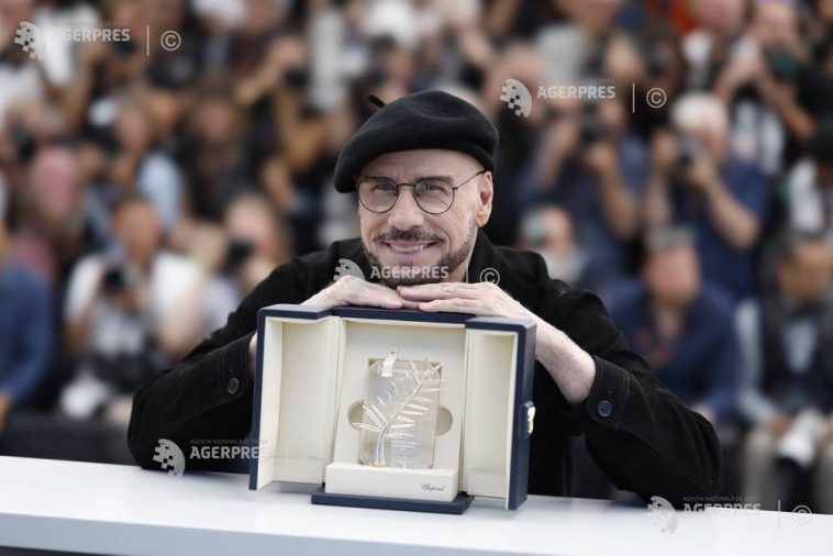 John Travolta spune că nu știe dacă va mai regiza un alt film după debutul de la Cannes