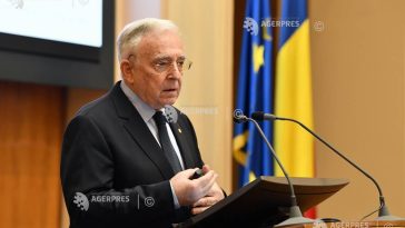 Isărescu: Nu am ținut artificial cursul; intervențiile BNR au fost mult mai mici decât anul trecut