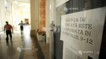 Grefierii se pregătesc de proteste față de noua lege a salarizării