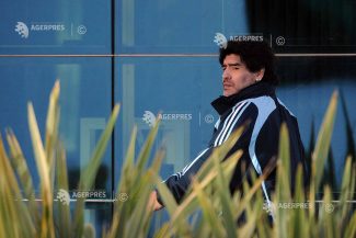 Fotbal: Cu un simplu diuretic, ‘în 48 de ore el ar fi fost mai bine’, a afirmat un medic apropiat de Maradona