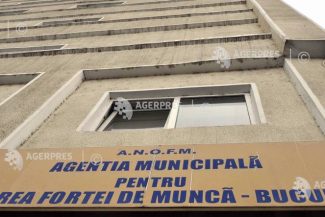 AMOFM: Absolvenții promoției 2026 pot beneficia de indemnizație de șomaj timp de 6 luni