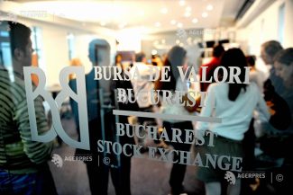 Bursa locală rămâne rezilientă înaintea votului pe moțiunea de cenzură, în pofida volatilității geopolitice și politice (brokeri)