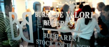 Bursa locală rămâne rezilientă înaintea votului pe moțiunea de cenzură, în pofida volatilității geopolitice și politice (brokeri)