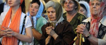 Credincioșii ortodocși și greco-catolici sărbătoresc, duminică, Pogorârea Sfântului Duh – Rusaliile