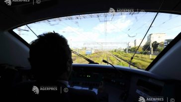 Trafic feroviar restricționat temporar pe un fir de circulație între stațiile Buftea și Chitila