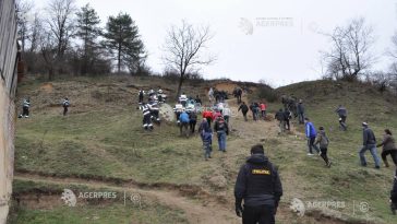 IPJ Sibiu: Au fost reluate căutările copilului dispărut din localitatea Sebeșu de Jos