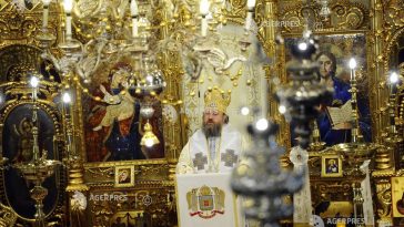 PS Timotei Prahoveanul, la slujba din ziua Cincizecimii: Duhul Sfânt sfințește viața fiecăruia dintre noi