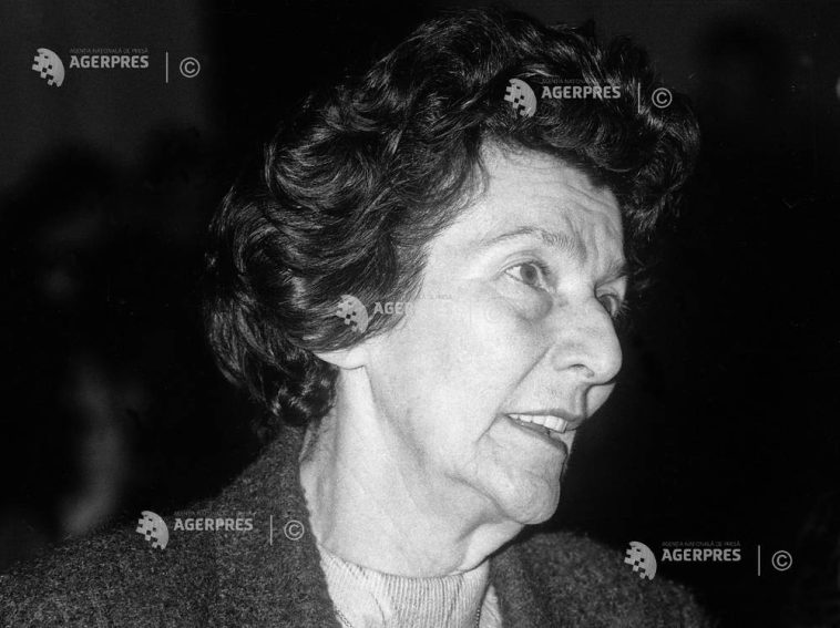 Sesiune omagială ”Zoe Dumitrescu-Bușulenga” – marți, la Academia Română