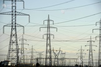 Modificările la Regulamentul de Racordare pot genera creșteri ale prețurilor la energie și efecte economice în lanț (asociații)