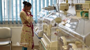 USR: Femeile însărcinate să aibă dreptul la însoțitor în maternitate pe durata nașterii (proiect)