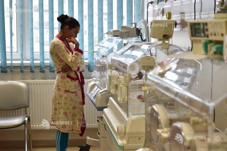 USR: Femeile însărcinate să aibă dreptul la însoțitor în maternitate pe durata nașterii (proiect)