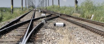 Circulația feroviară este întreruptă pe distanța Izvoru Oltului – Izvoru Mureșului – Voșlobeni