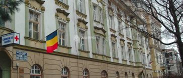 Sibiu: Băiețelul găsit după două zile în pădure a fost externat; toate analizele au fost normale