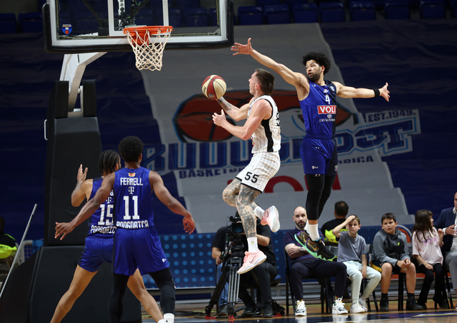 Baschet masculin: Buducnost – U BT Cluj, scor 86-73, în primul meci din sferturile Ligii Adriatice