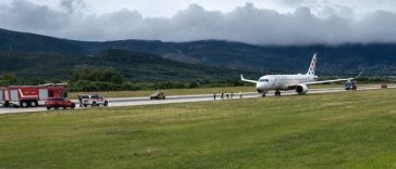 Croaţia: Un avion Airbus cu 130 de pasageri a derapat pe pistă la decolare, la Split / Încă nu se ştie de ce au decis piloţii să întrerupă decolarea – VIDEO