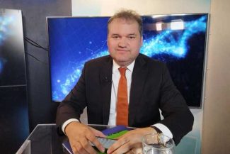 Cseke: Cred că statul român trebuie să fie mai curajos/ Cei care sunt foarte buni, cei care au rezultate foarte bune la facultate, la rezidenţiat, pot să meargă spre centrele universitare, ceilalţi ar trebui îndrumaţi măcar câţiva ani şi spre mediul rural