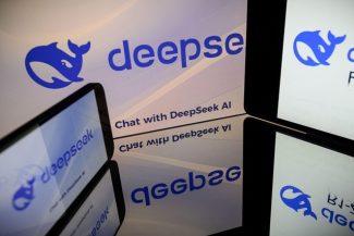 DeepSeek ar putea fi evaluată la până la 50 de miliarde de dolari în prima sa rundă de finanţare