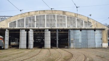 Primăria Capitalei anunţă amenajarea a 122 de staţii de încărcare pentru autobuzele electrice, în trei depouri. Investiţia se ridică la 96 de milioane de lei, bani de la bugetul local