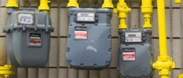 Aproape 500 de consumatori din Capitală au rămas fără gaze naturale, după ce Distrigaz a întrerupt furnizarea din cauza unei avarii produse de lucrătorii unei firme care făceau săpături pentru reţeaua de apă/ Alimentarea, reluată în jurul orei 20.00