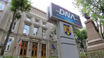 Fostul director general al Economat Sector 5 şi fostul consilier local Marian Vanghelie, trimişi în judecată de DNA, alături de alte 29 de persoane fizice şi juridice, în dosarul achiziţiilor de la Economat