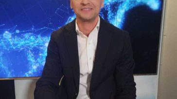 Dr. Bogdan Barta: În chirurgie, robotul este un instrument pentru chirurg. Chirurgul este cel care face acest robot să funcţioneze şi nu invers, el are controlul total al robotului